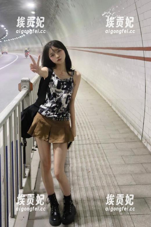 从155hl.fun视频看最新花边新闻，瓜吃个够！