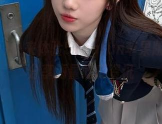 快来体验51cgfun苹果版,轻松分享海量吃瓜资讯