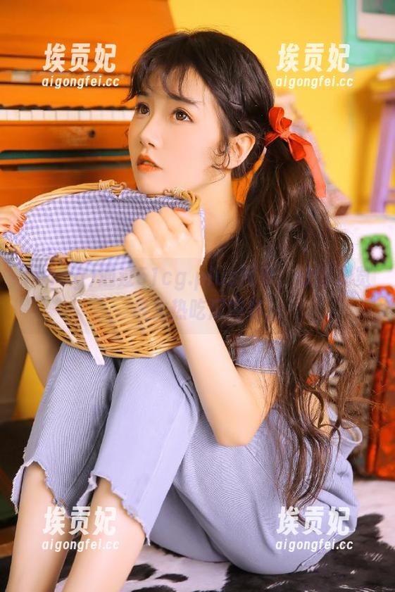 通过51cg.plus网页，快速浏览最火热吃瓜内容