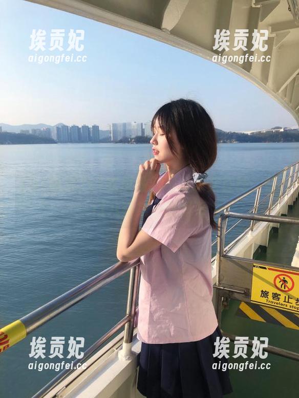 51吃瓜最新网址永久在线，热门八卦第一时间看