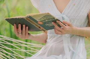 718.sx网址为你呈现最丰富多彩的明星八卦和热门吃瓜新闻