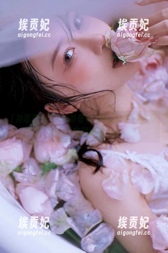 在线冲哥黑料每日一冲入口带你深度挖掘明星八卦