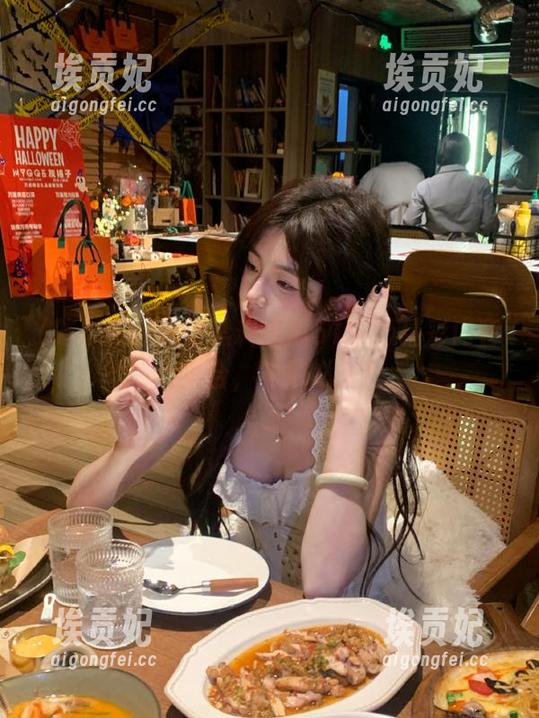 最新黑料吃瓜51中心精彩内容大集合，宅家必备！