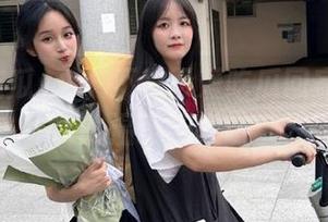 永久不忘吾爱吃瓜回家的路中的温暖与感动