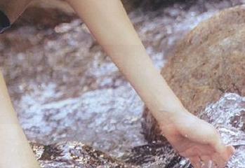 观看明星黑料精彩视频，直达最新绯闻热点不停歇