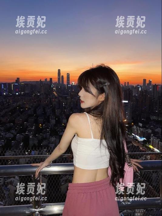 安卓手机装网曝吃瓜，妹子直播带你随时吃瓜