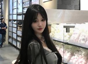 黑料51传送门全新升级，海量瓜资讯尽在掌握中！