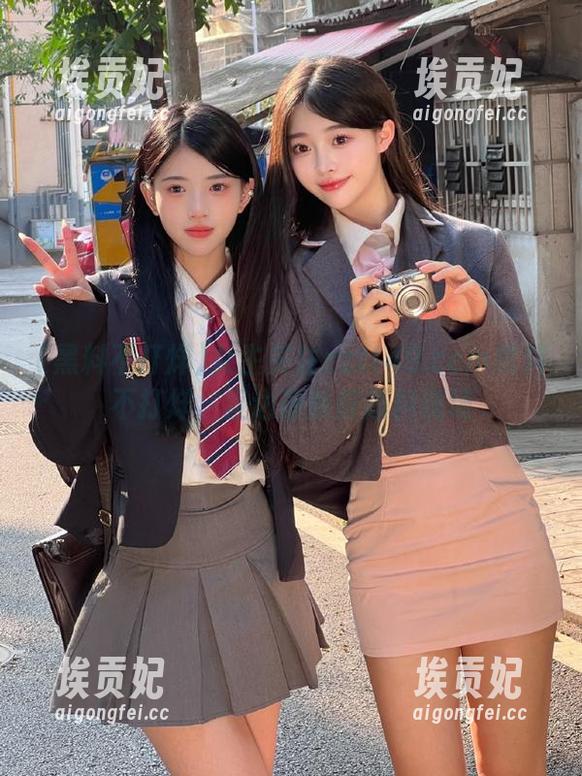 女生关注zztt49.ccm黑料不打烊，直达最新鲜爆料现场