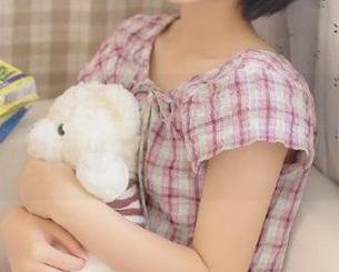 手握黑料不打烊吃瓜网app，锁定网址不断刷新瓜果乐趣！