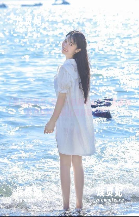 想第一时间吃瓜？快来黑料吃黑瓜网址抓住黑料吃黑瓜！