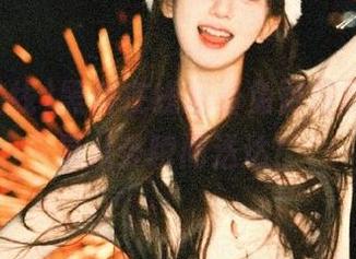 黑料在线观看免费传送门，明星八卦瞬间送达！