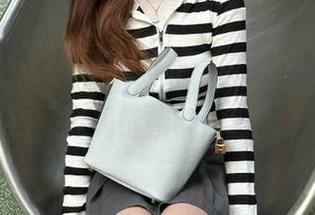 速戳网红黑料正能量软件入口,专属链接带你看热点