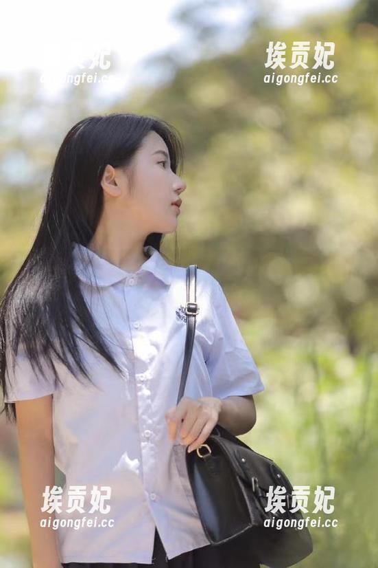 在线黑料社吃瓜实时追踪明星动态