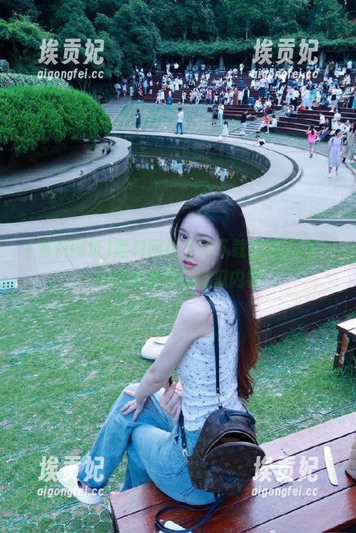 黑料网址官网下载官网入口，实时更新热门吃瓜内容